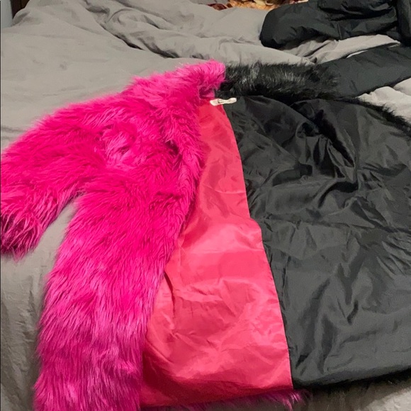 Fo fur coat - Picture 3 of 4